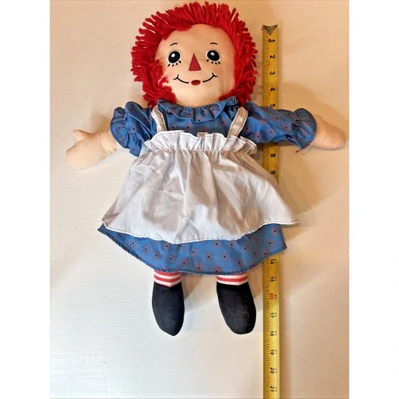 Vintage Raggedy Ann Plush Doll Classic Red Yarn Hair Stuffed Toy - Picture 6 of 6